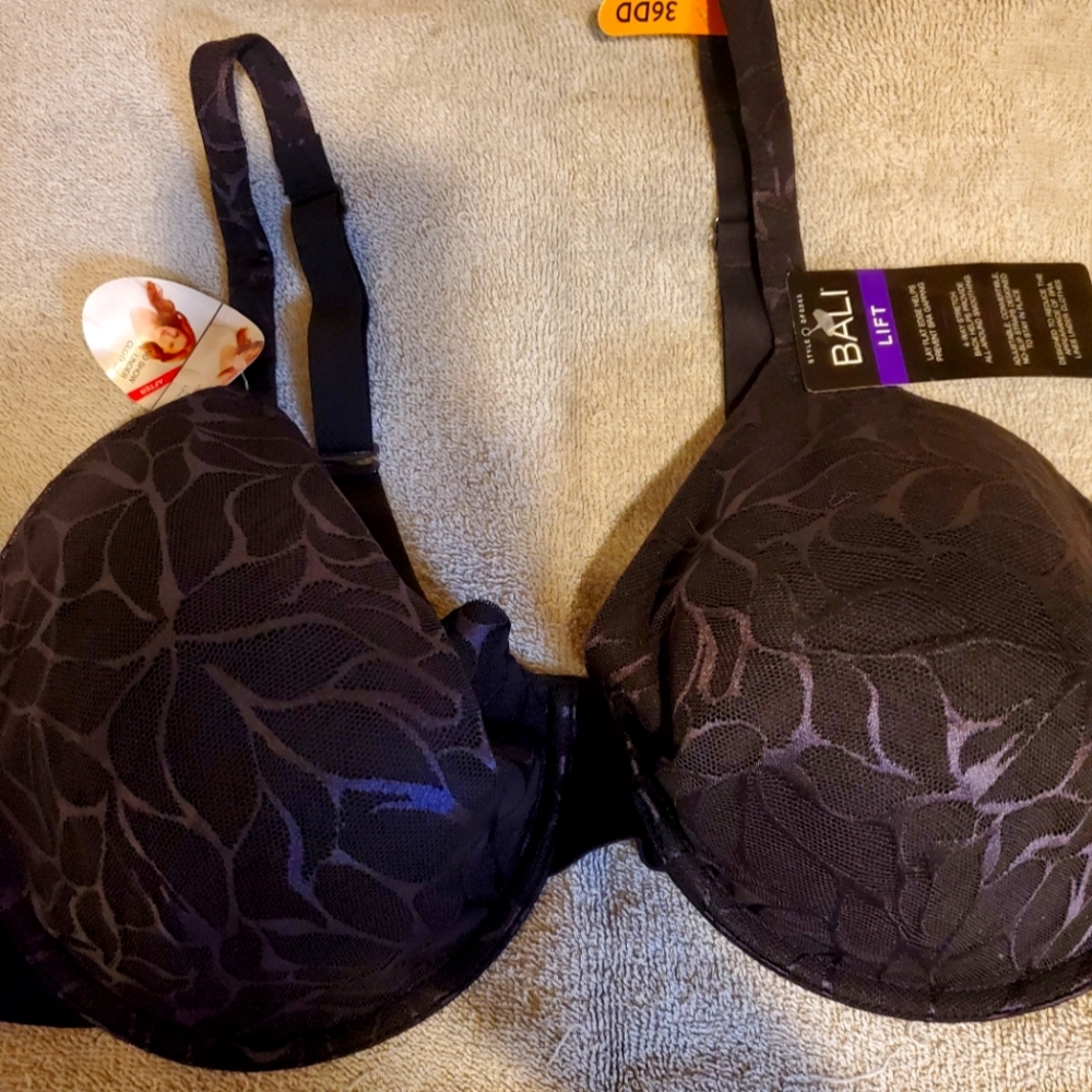 Bali Lift Black Lace Bra 36DD NWT